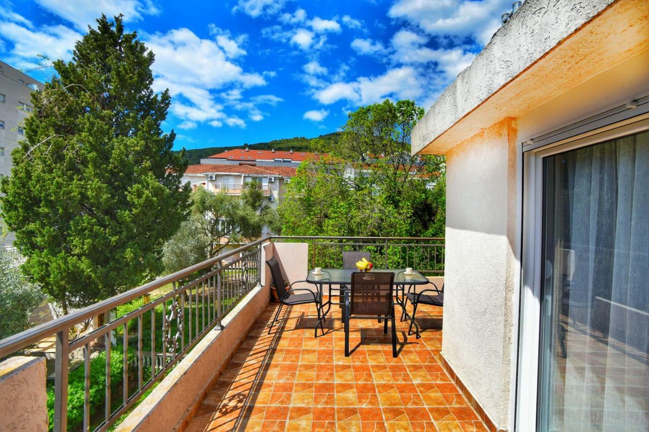 Apartment Nada 01 Budva Exteriör bild